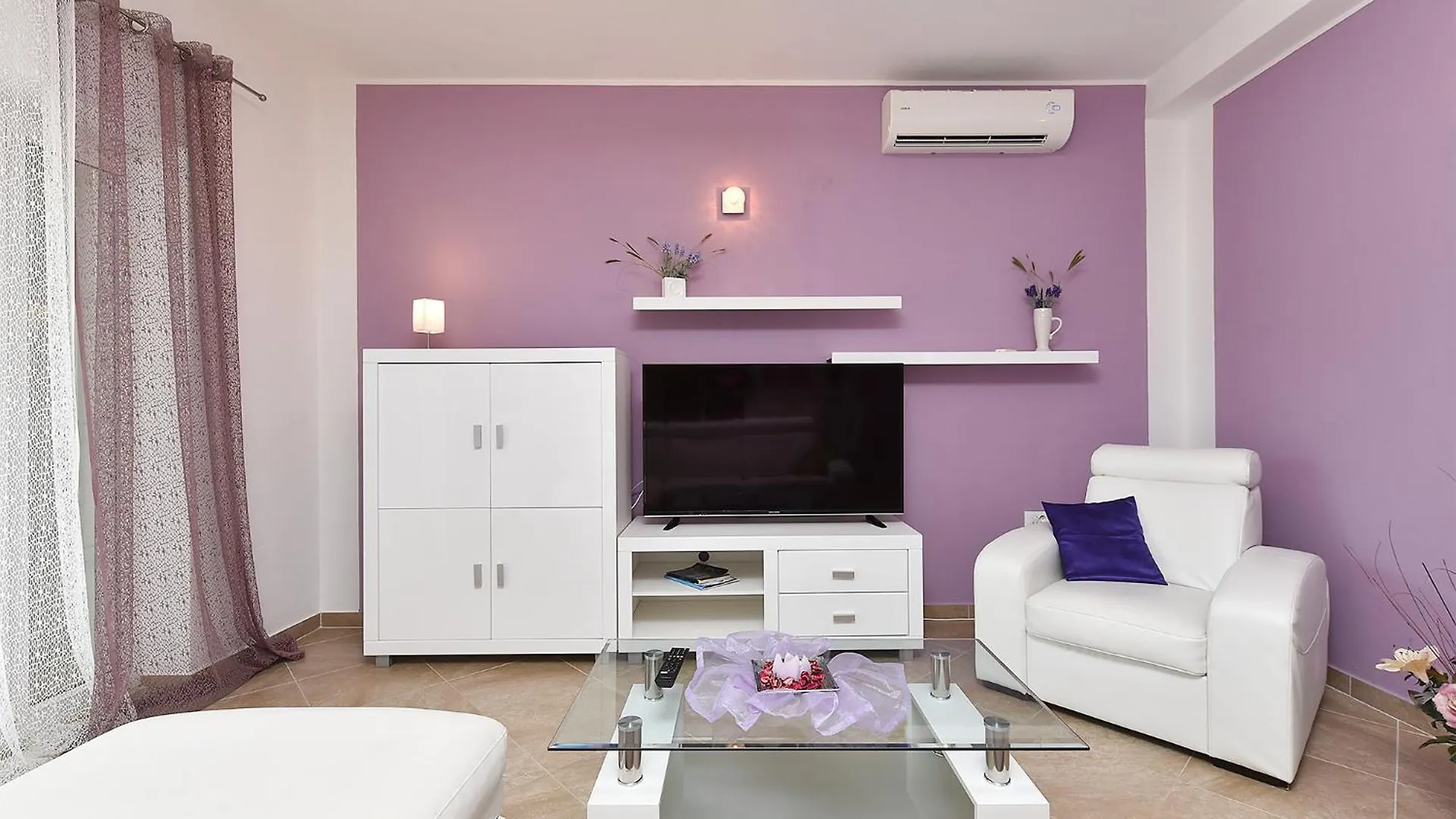Apartments Gabrijela 2399 Rakalj